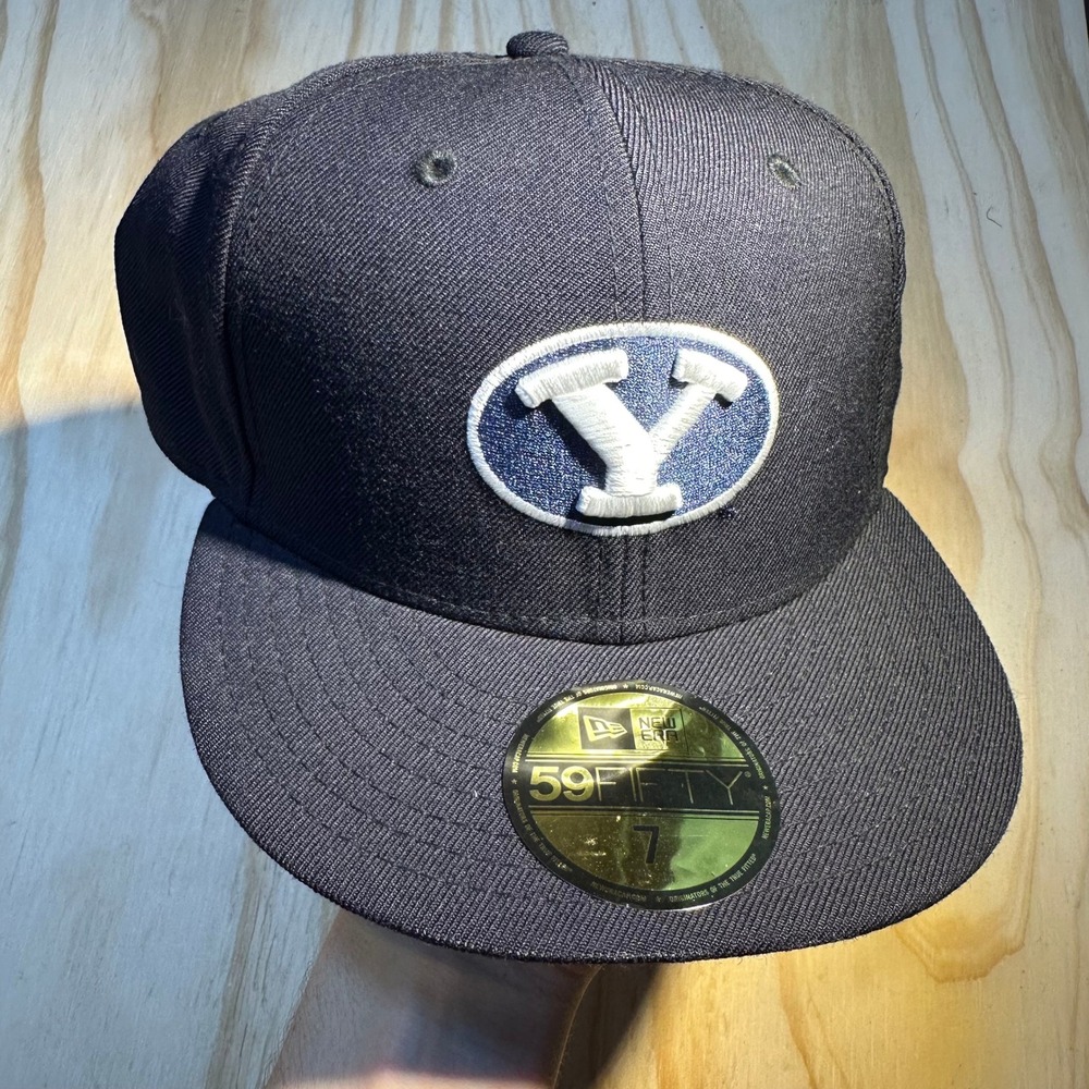 New Era BYU Cougars 59FIFTY Fitted Hat Size 7 Navy Blue Wool Baseball Cap